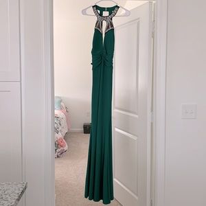 Beautiful green gown with mermaid bottom